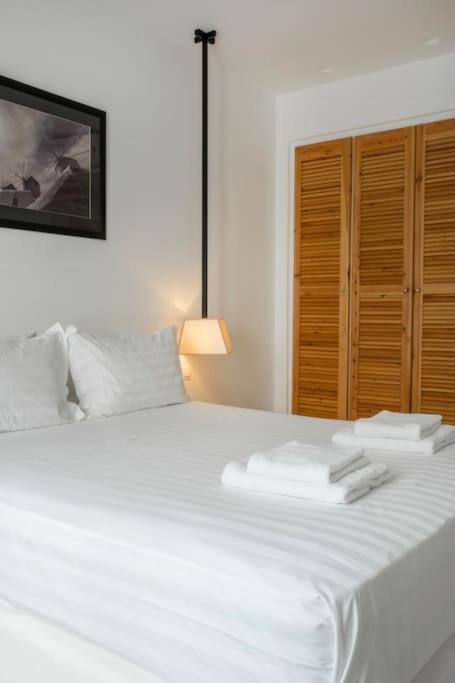 Luxury Apartment Center Of Mykonos Town - Sleeps 4 Eksteriør billede