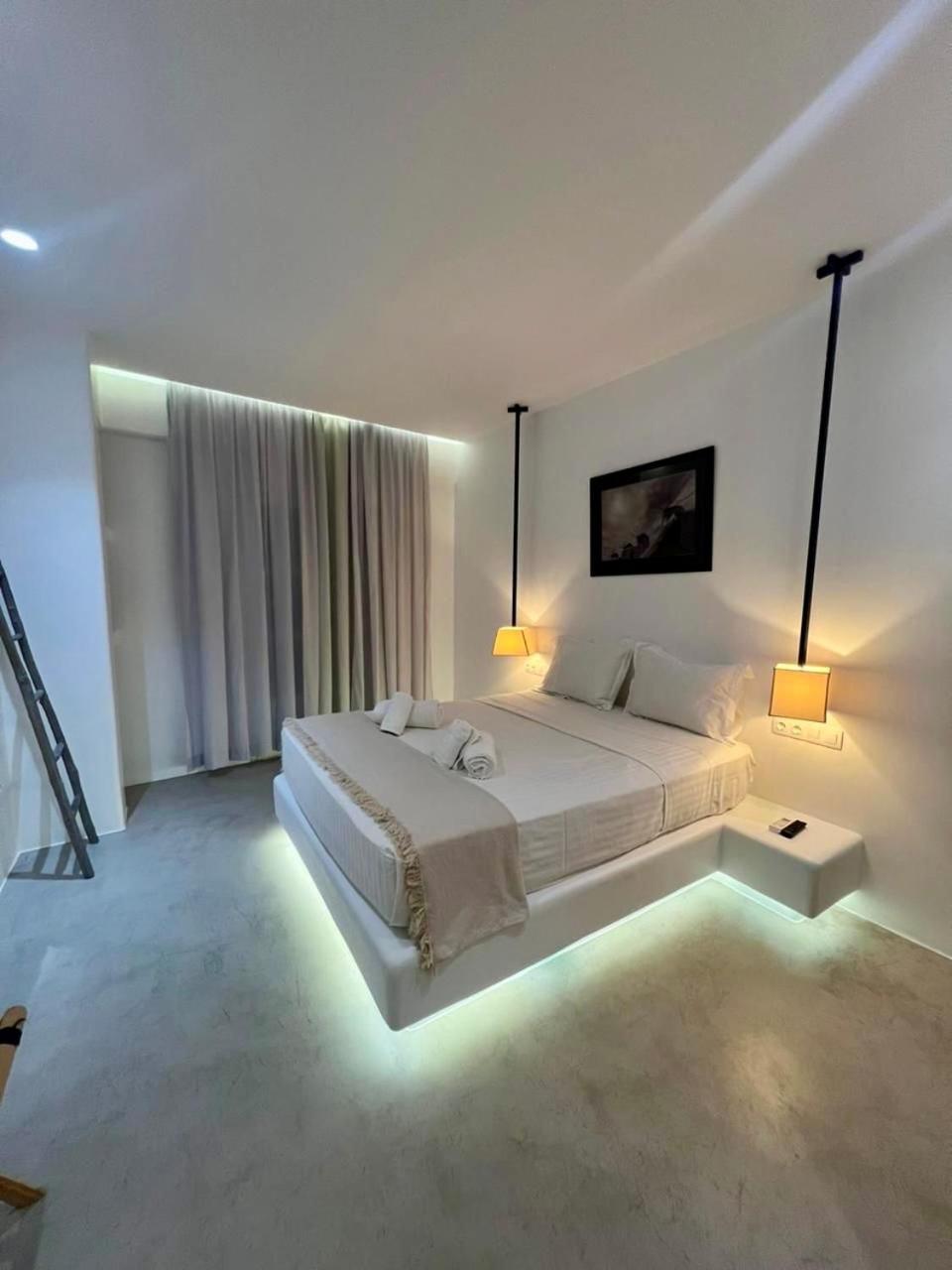 Luxury Apartment Center Of Mykonos Town - Sleeps 4 Eksteriør billede